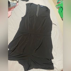 Kaari black romper size large